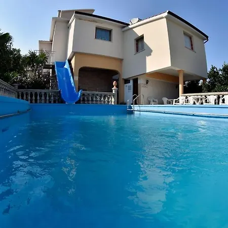 Apartament Uvo 1 With Shared Pool Medulin
